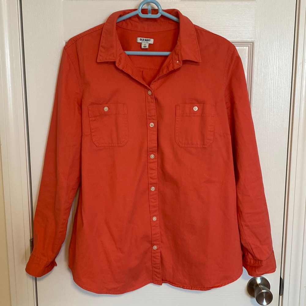 Coral/pink button shirt. Size L.